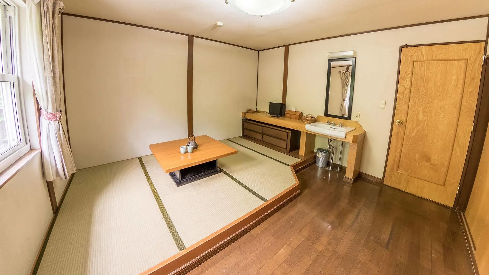 Hotel Jam Lodge Niseko Hirafu